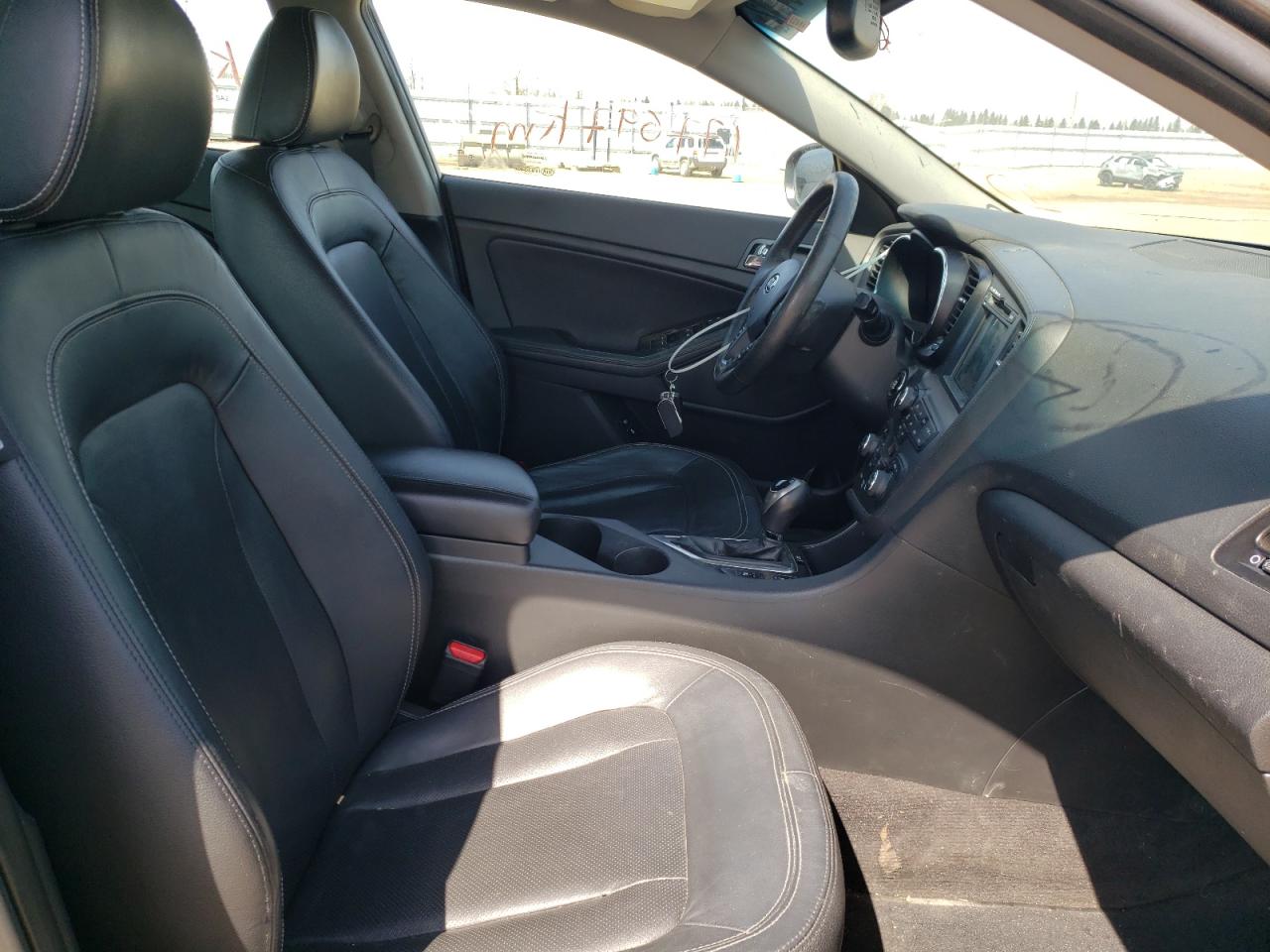 Photo 5 from auction – 2011 KIA OPTIMA EX with VIN KNAGN4A77B5216367