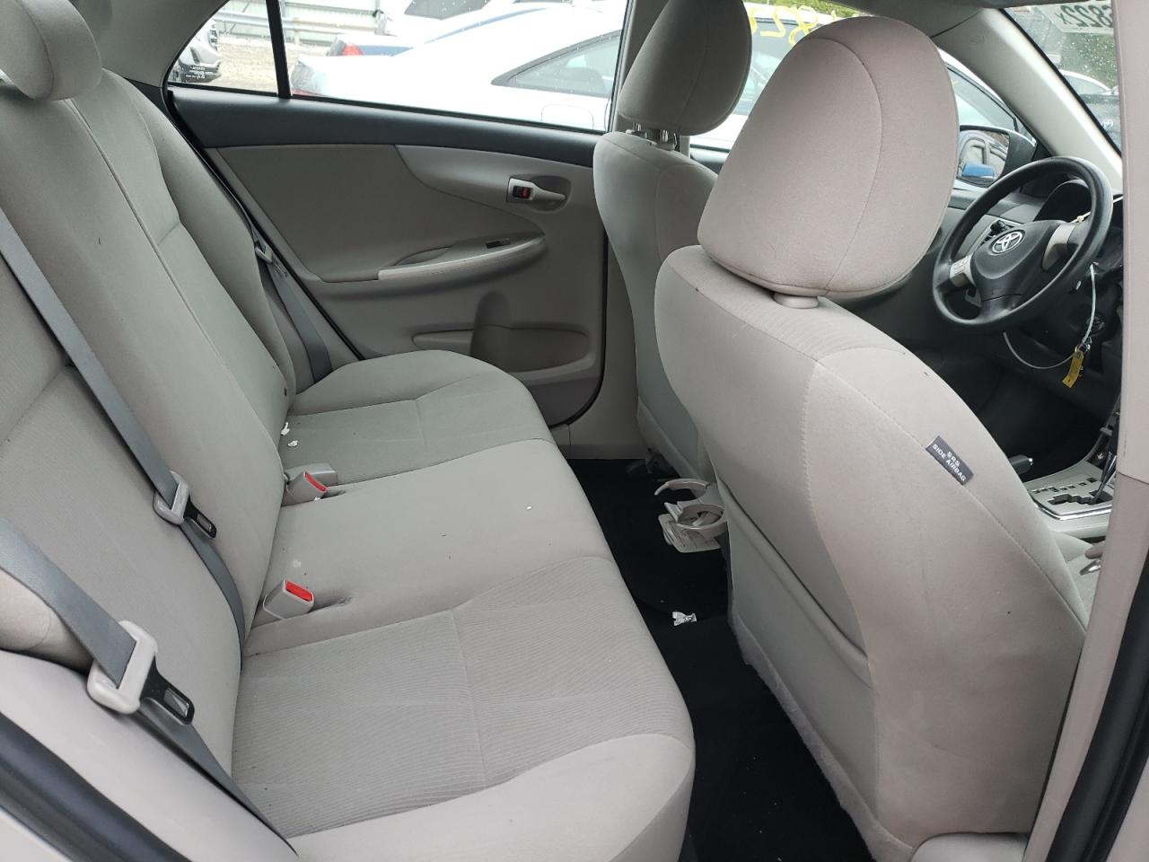Фото 6 с аукциона – 2013 TOYOTA COROLLA BA с VIN 2T1BU4EE4DC087034