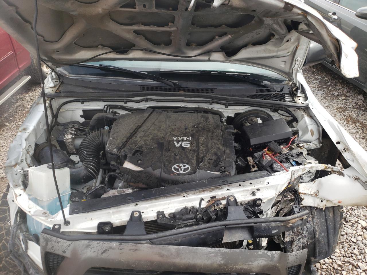 Photo 7 from auction – 2011 TOYOTA TACOMA DOU with VIN 5TFLU4EN1BX006297