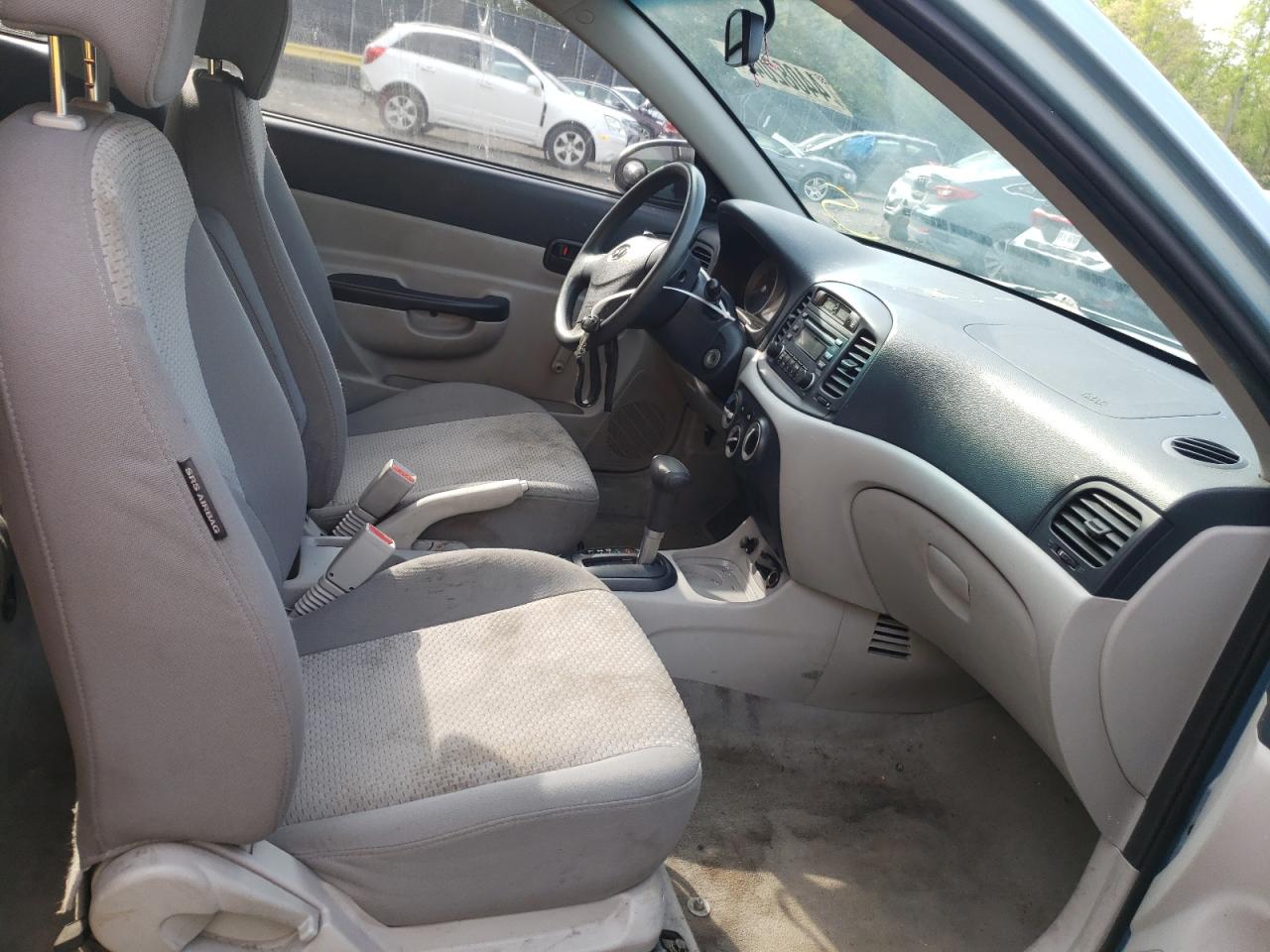 Photo 5 from auction – 2007 HYUNDAI ACCENT GS with VIN KMHCM36C97U024946