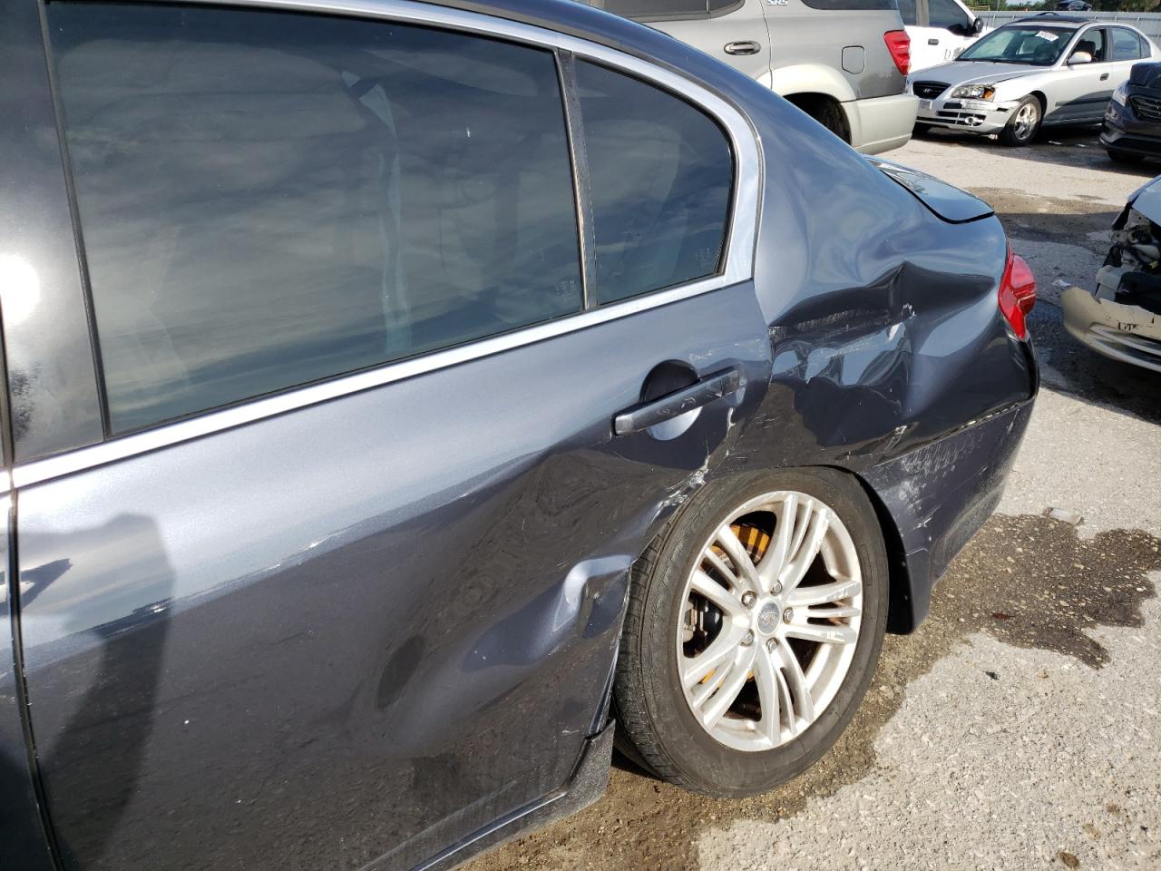 Photo 9 from auction – 2010 INFINITI G37 BASE with VIN JN1CV6AP8AM405372