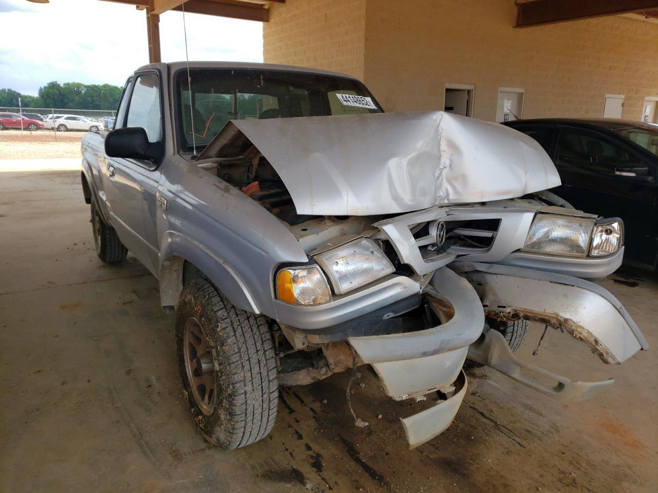 MAZDA B3000 CAB 2002 with VIN 4F4YR16U02TM07379 - Photo from auction