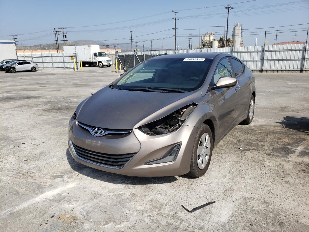 Photo 2 from auction – 2016 HYUNDAI ELANTRA SE with VIN 5NPDH4AE0GH665604