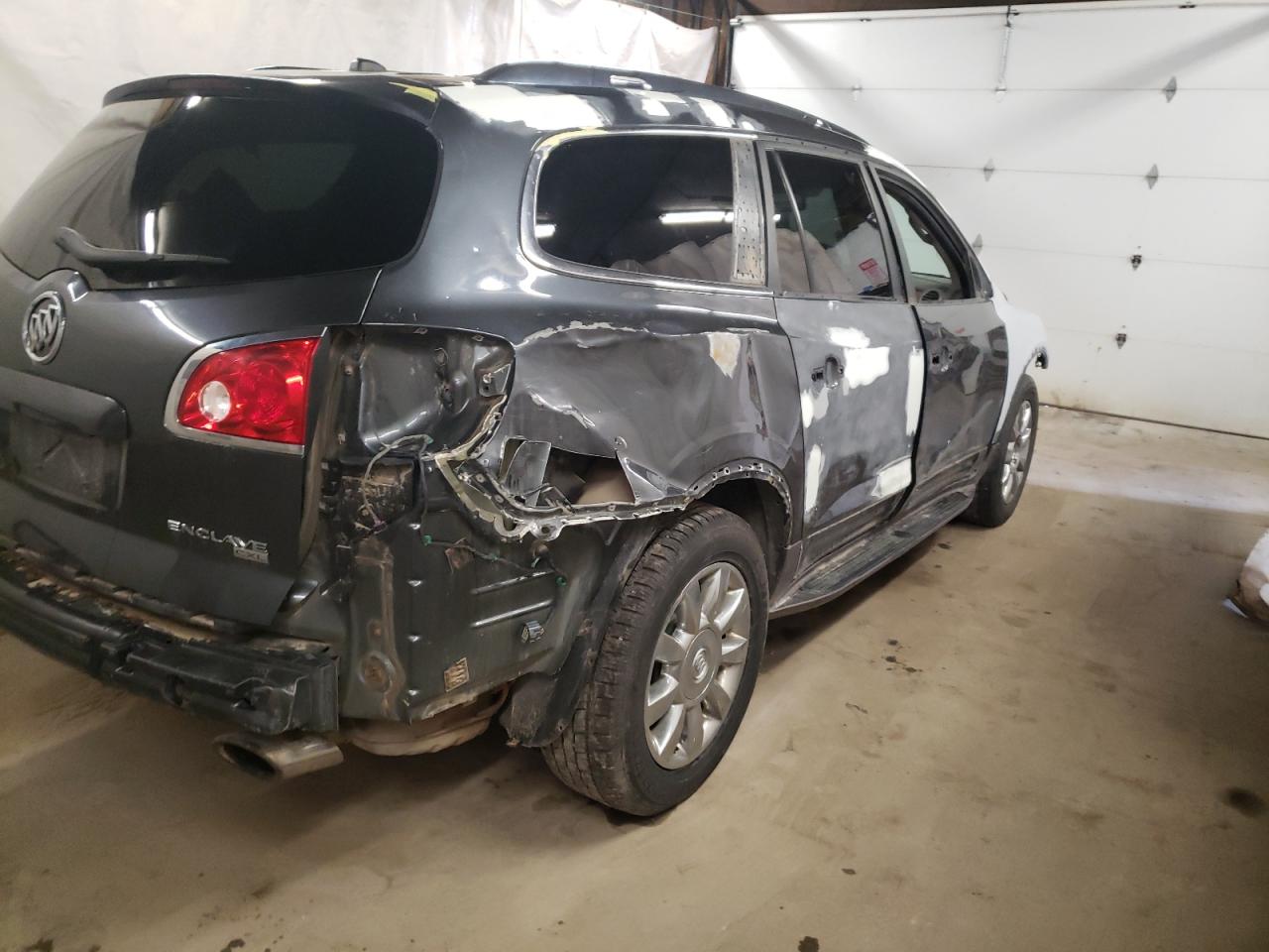 Photo 9 from auction – 2011 BUICK ENCLAVE CX with VIN 5GAKVBED6BJ342522