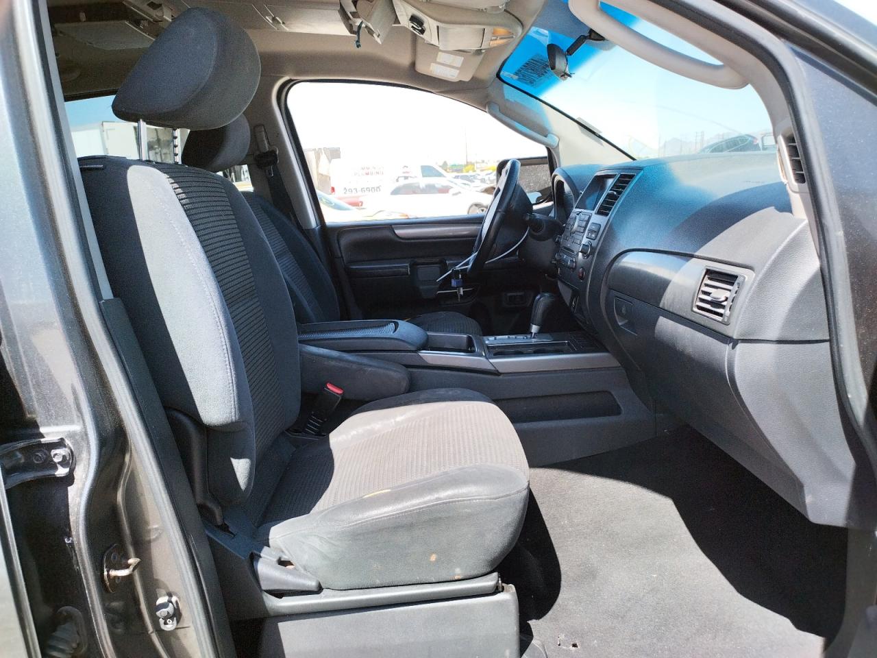 Photo 5 from auction – 2010 NISSAN ARMADA SE with VIN 5N1AA0NC9AN607678