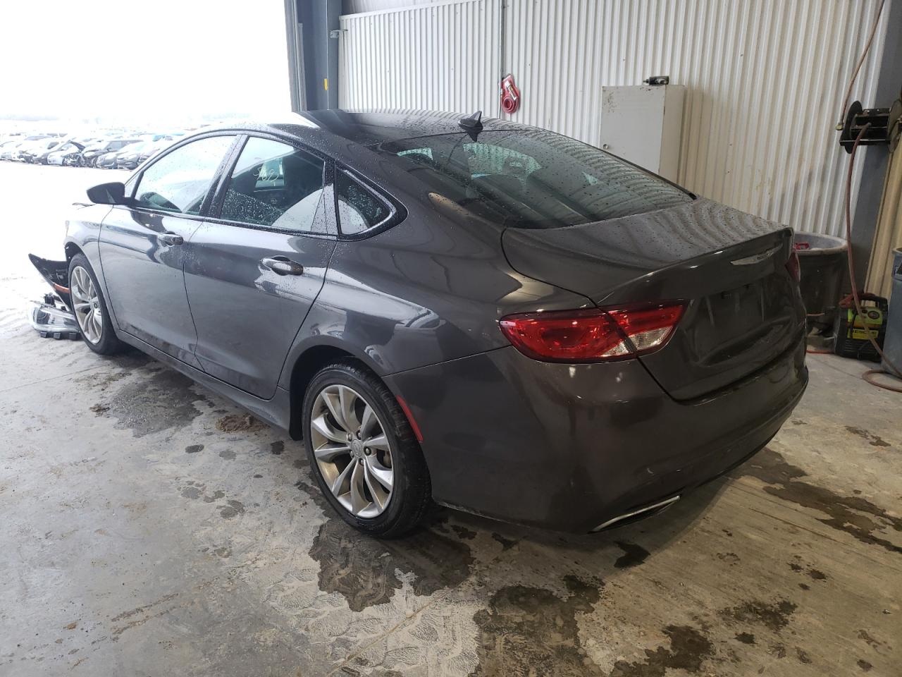 Photo 3 from auction – 2015 CHRYSLER 200 S with VIN 1C3CCCBB9FN672658