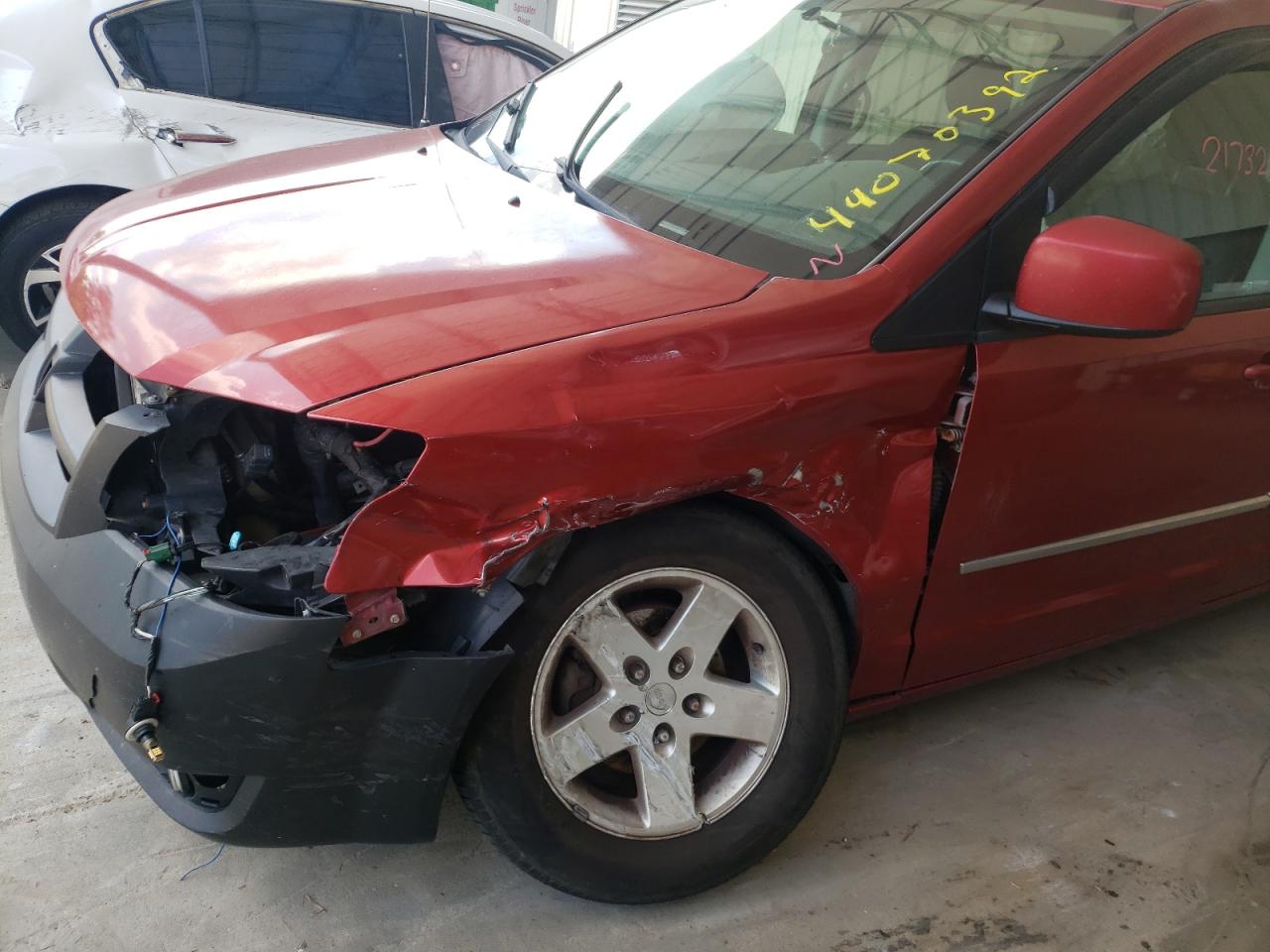 Photo 9 from auction – 2010 DODGE GRAND CARA with VIN 2D4RN5D1XAR102151