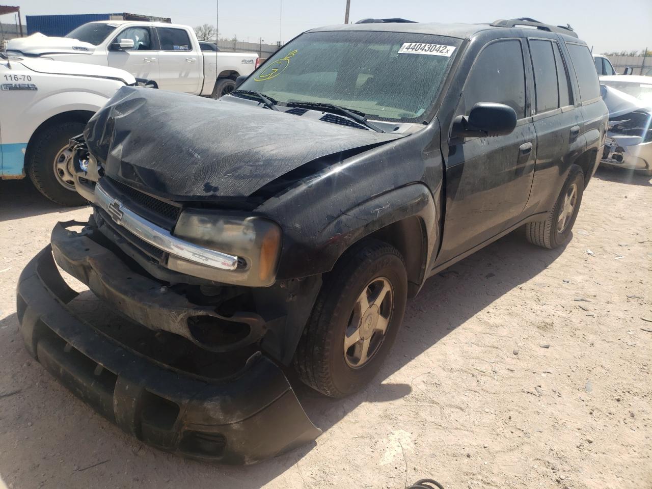 Photo 2 from auction – 2004 CHEVROLET TRAILBLAZE with VIN 1GNDS13SX42239765