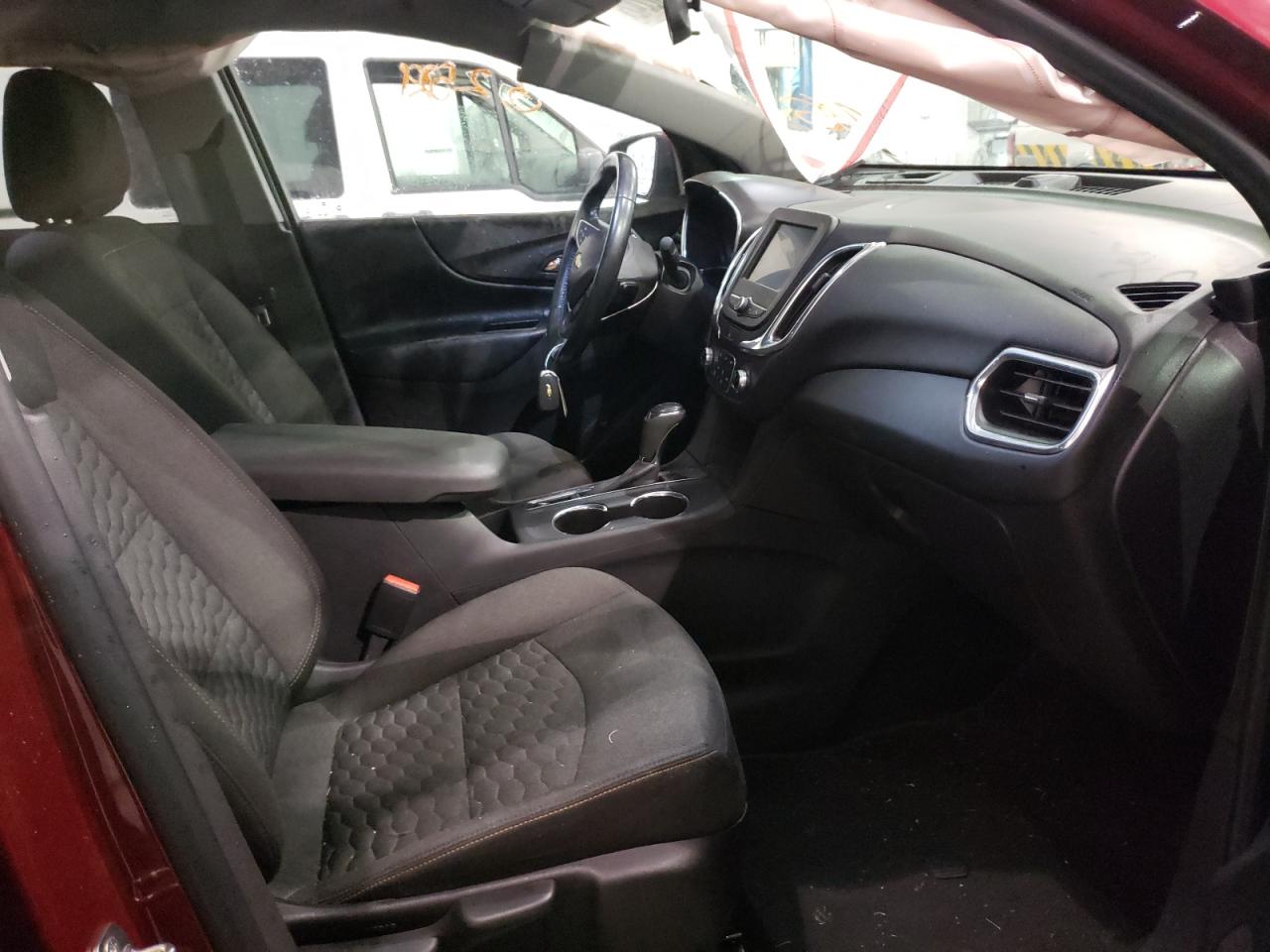 Photo 5 from auction – 2020 CHEVROLET EQUINOX LT with VIN 3GNAXKEVXLS570401