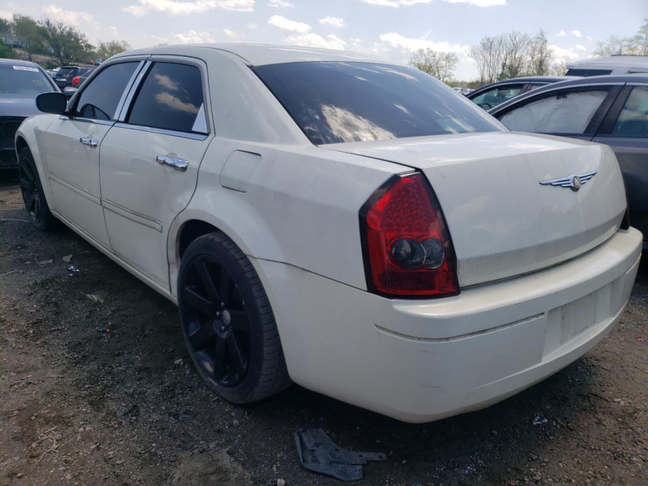 Photo 3 from auction – 2007 CHRYSLER 300 with VIN 2C3KA43R37H775930