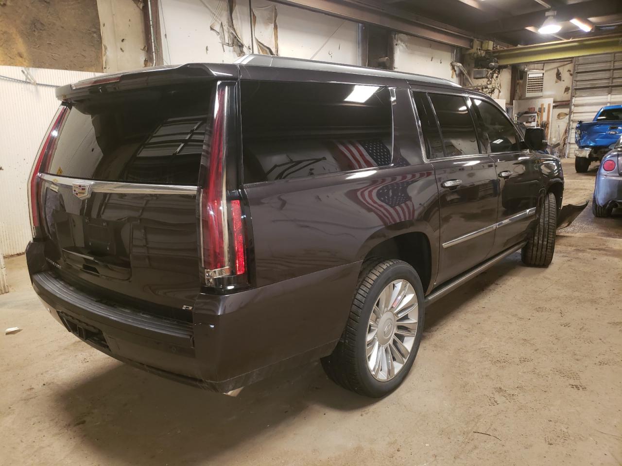 Photo 4 from auction – 2015 CADILLAC ESCALADE E with VIN 1GYS4UKJ6FR720895