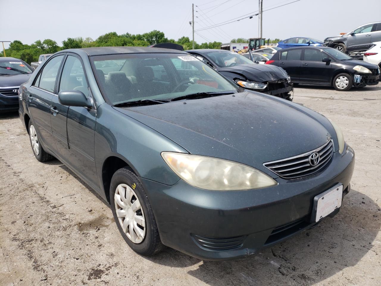 Photo 1 from auction – 2005 TOYOTA CAMRY LE with VIN 4T1BE32K05U014129