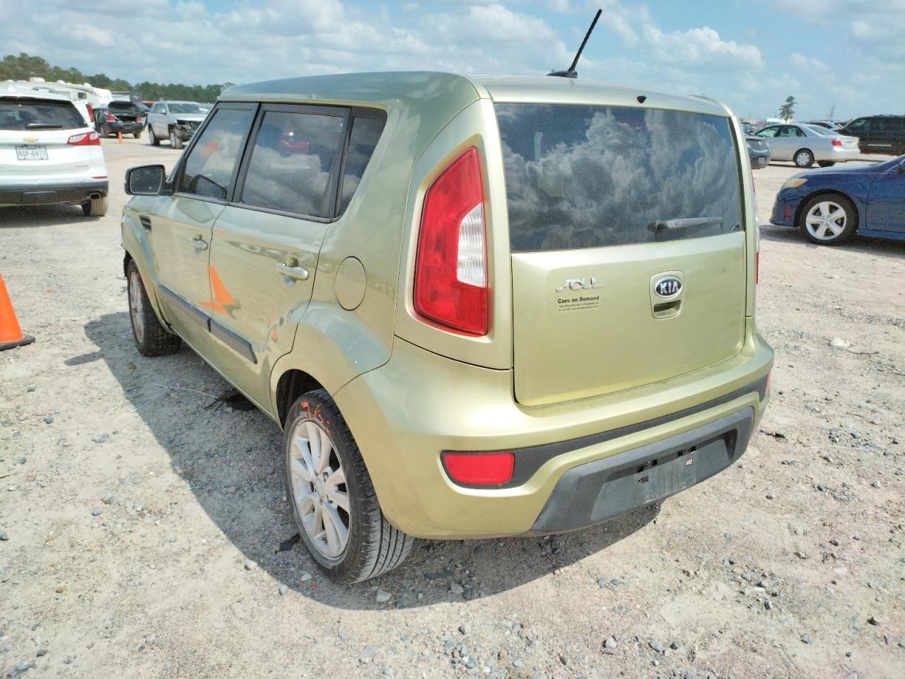 Photo 3 from auction – 2012 KIA SOUL + with VIN KNDJT2A69C7363113