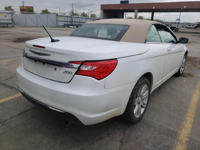 Photo 4 from auction – 2012 CHRYSLER 200 TOURIN with VIN 1C3BCBEB6CN284851