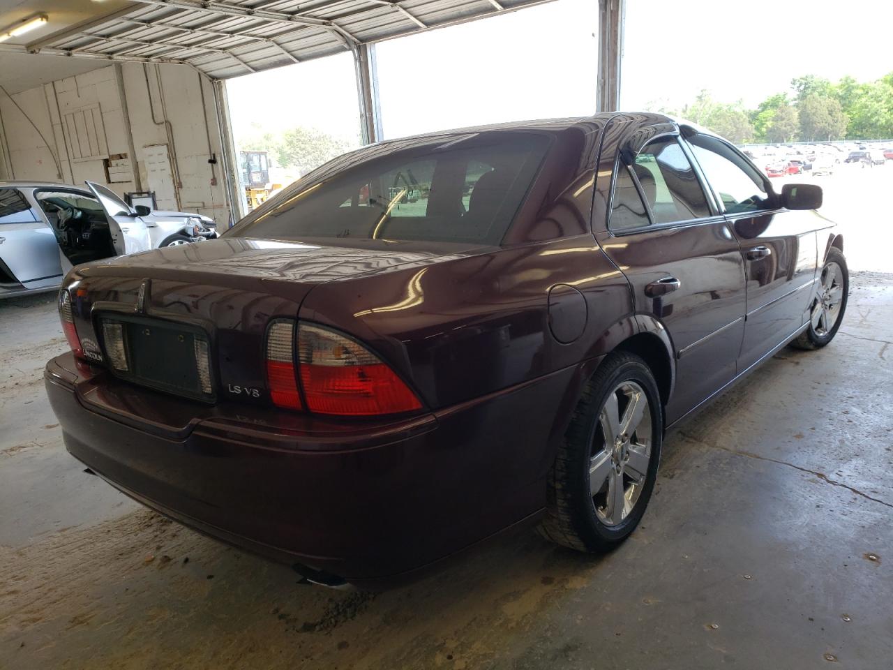 Photo 4 from auction – 2006 LINCOLN LS with VIN 1LNHM87A66Y612701