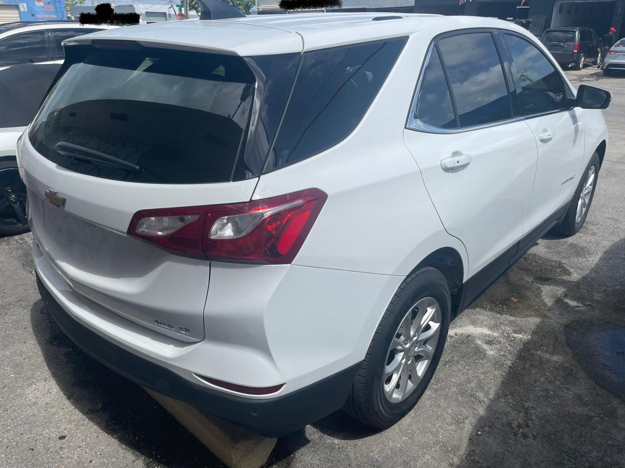 Photo 4 from auction – 2018 CHEVROLET EQUINOX LT with VIN 2GNAXSEV3J6120276