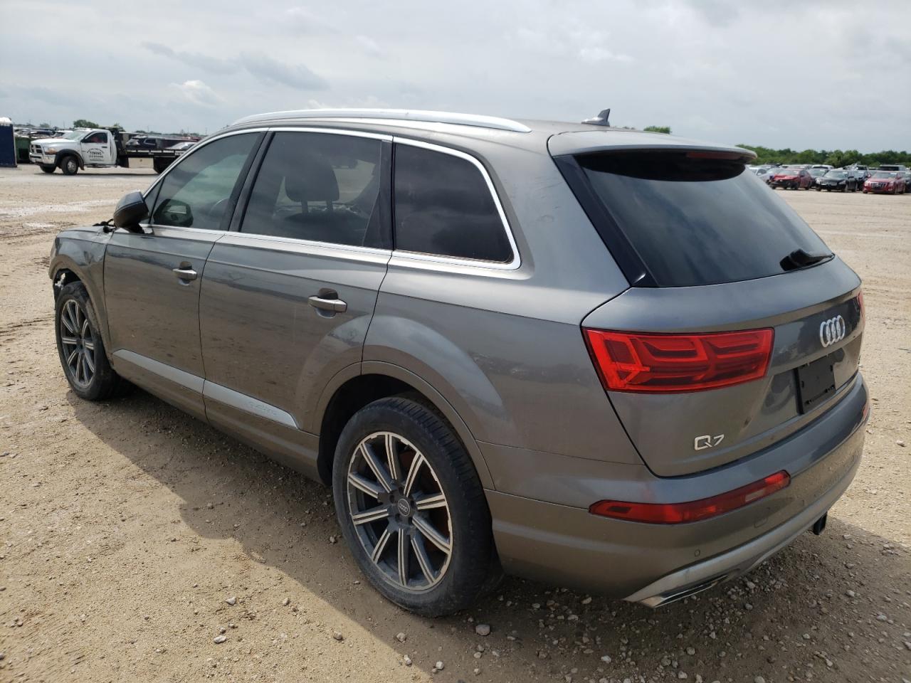 Photo 3 from auction – 2017 AUDI Q7 PREMIUM with VIN WA1AAAF70HD009548
