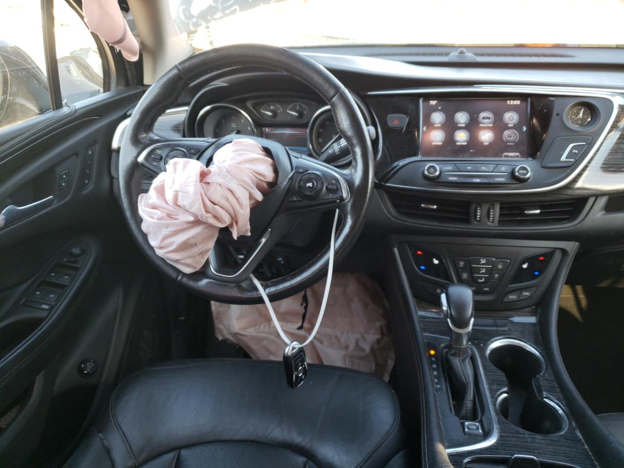 Photo 9 from auction – 2017 BUICK ENVISION E with VIN LRBFXBSAXHD044100