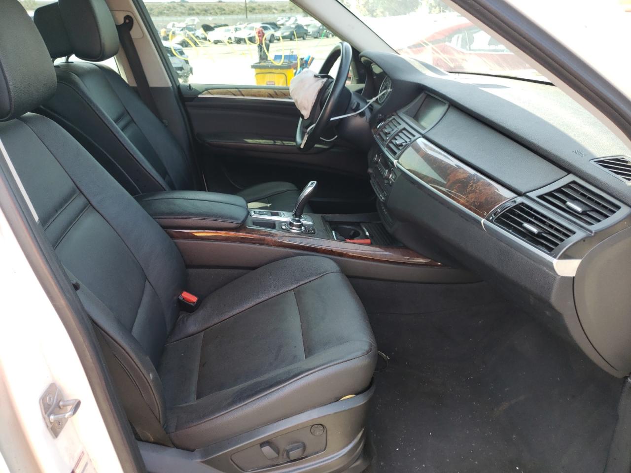 Photo 5 from auction – 2011 BMW X5 XDRIVE5 with VIN 5UXZV8C59BL421004