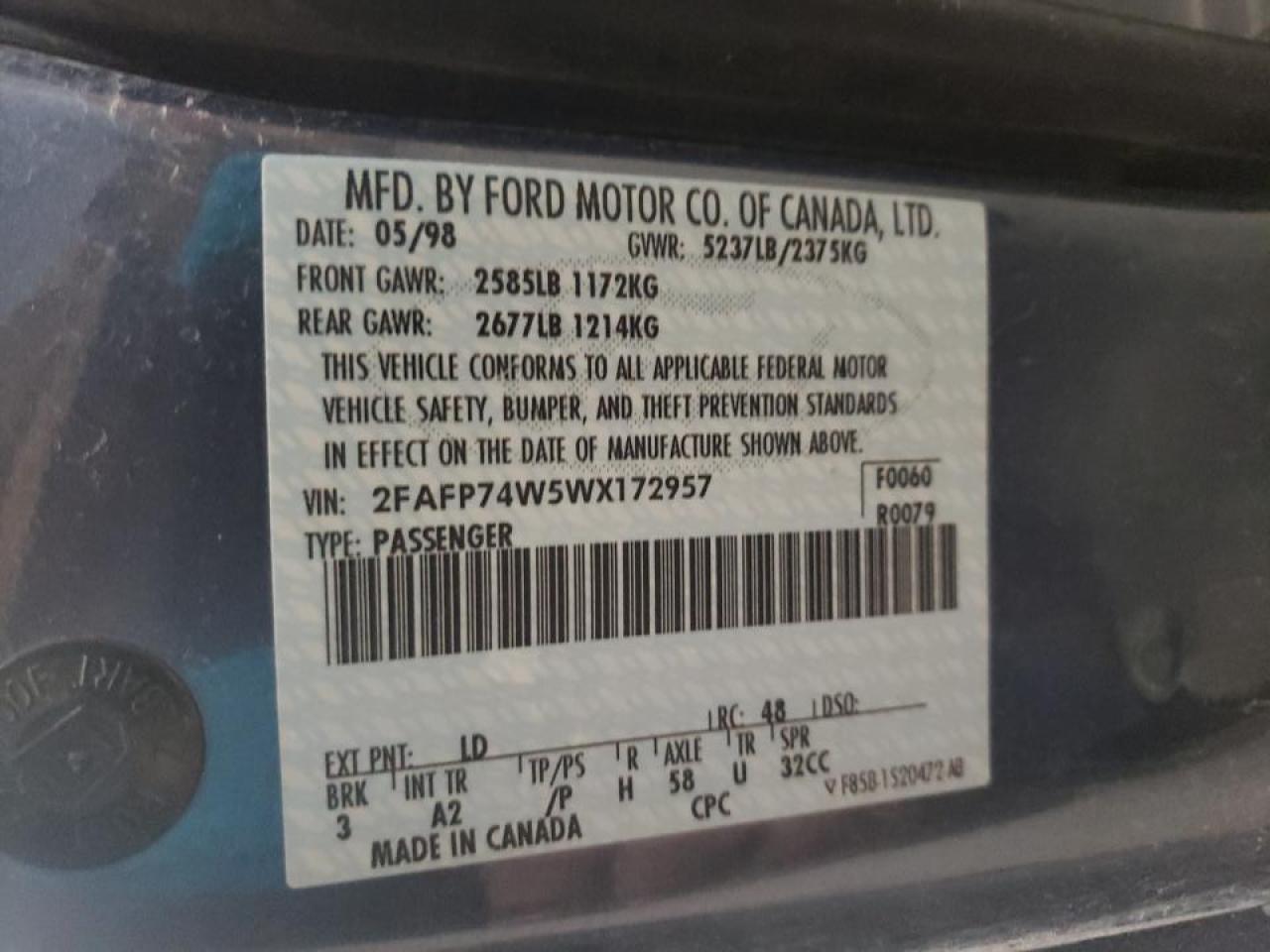 Photo 10 from auction – 1998 FORD CROWN VICT with VIN 2FAFP74W5WX172957