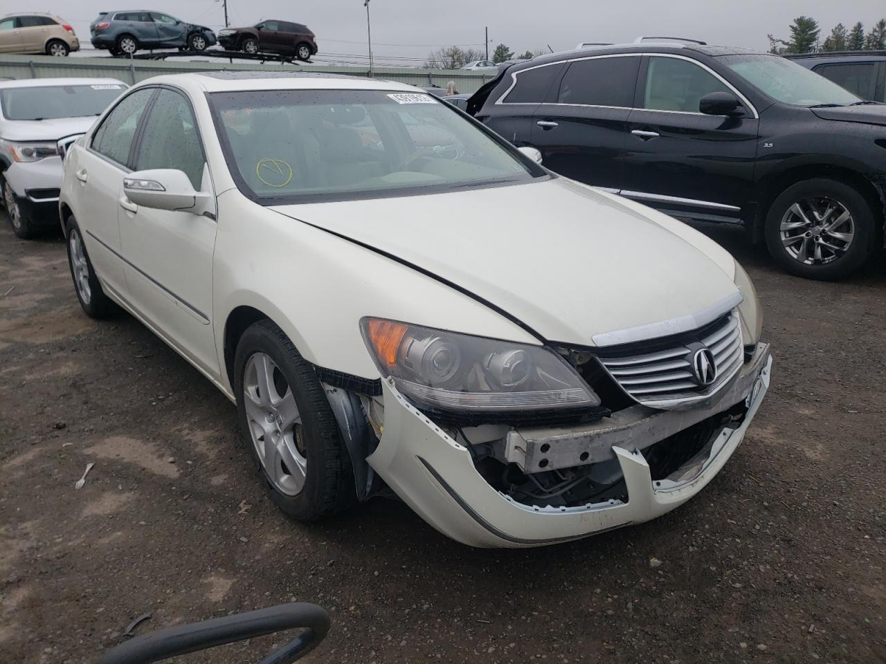 ACURA RL 2005 with VIN JH4KB16595C010235 - Photo from auction
