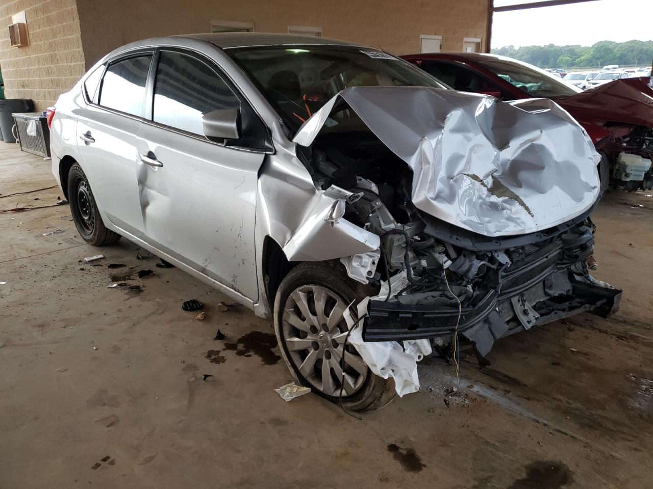 Photo 1 from auction – 2016 NISSAN SENTRA S with VIN 3N1AB7AP3GY285671