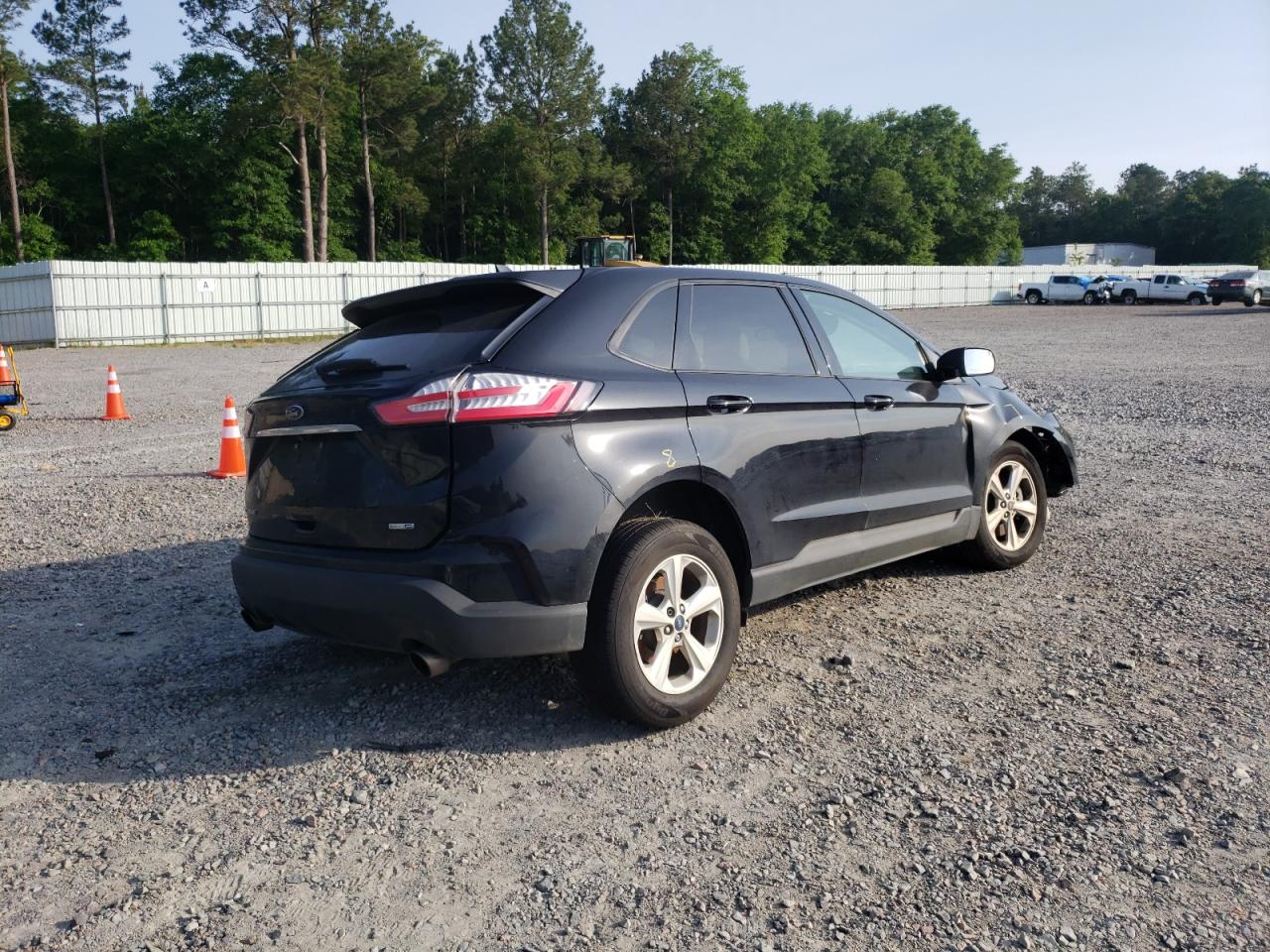 Photo 4 from auction – 2019 FORD EDGE SE with VIN 2FMPK4G99KBB56992