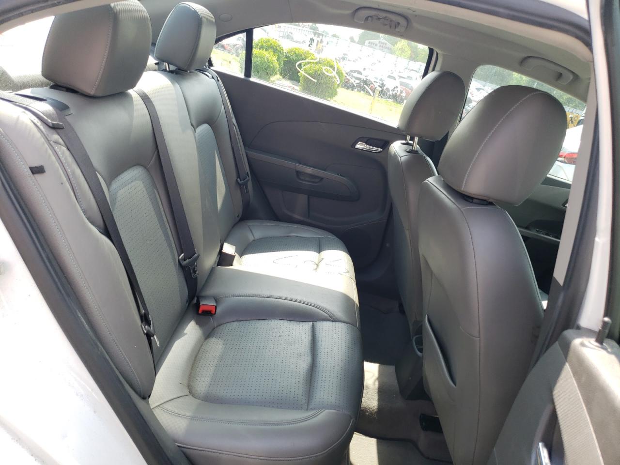 Photo 6 from auction – 2017 CHEVROLET SONIC PREM with VIN 1G1JF5SB7H4107154