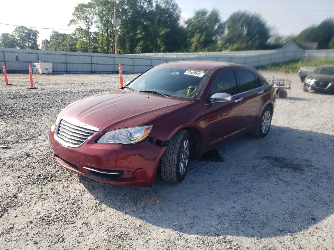 Photo 2 from auction – 2013 CHRYSLER 200 TOURIN with VIN 1C3CCBBG0DN532310