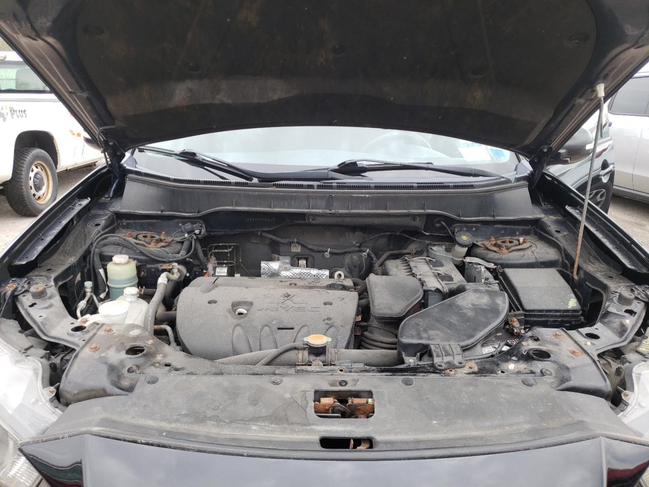 Photo 7 from auction – 2012 MITSUBISHI OUTLANDER with VIN JA4JT3AW2CU005269