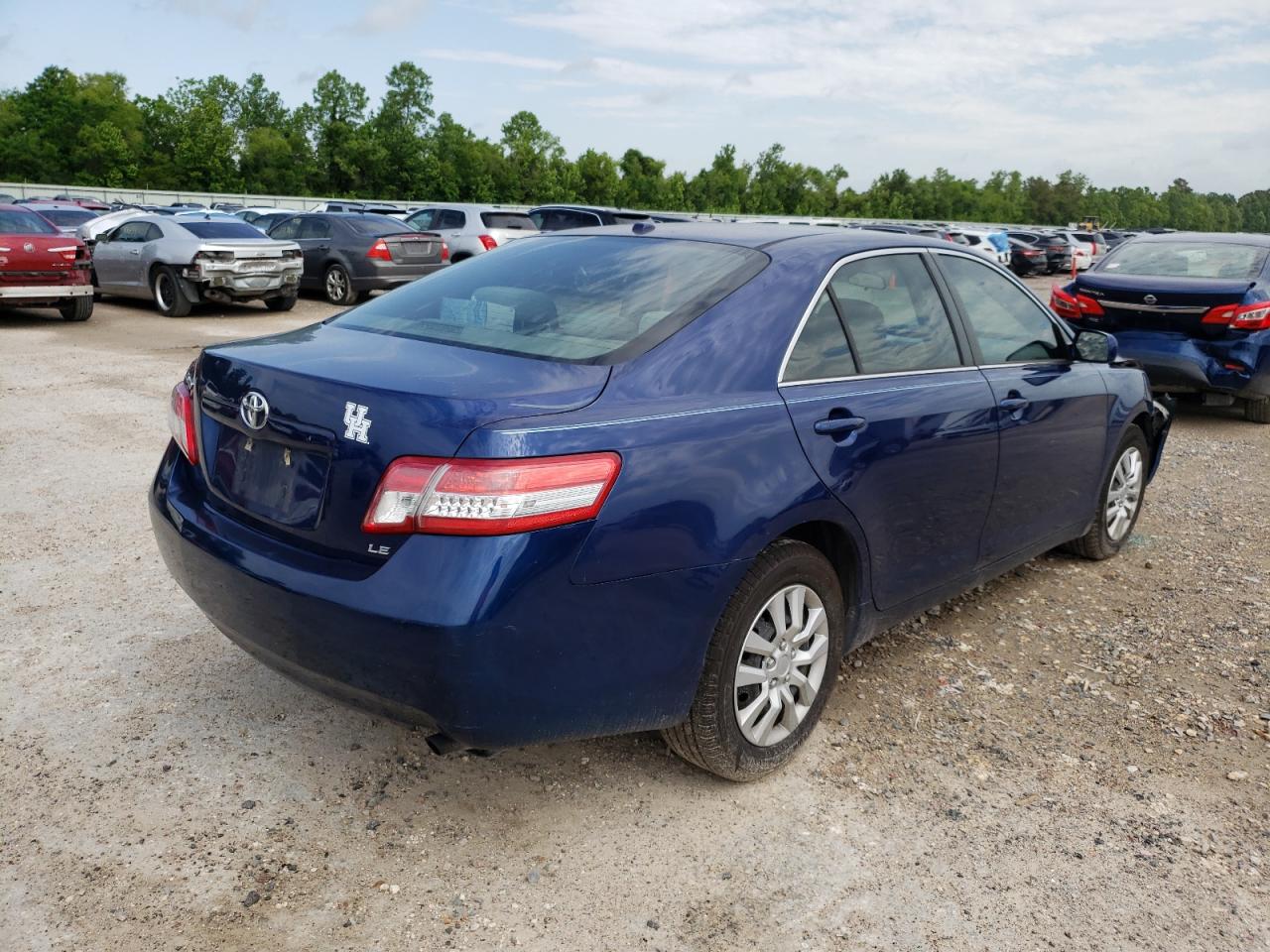 Photo 4 from auction – 2011 TOYOTA CAMRY BASE with VIN 4T1BF3EK5BU768244