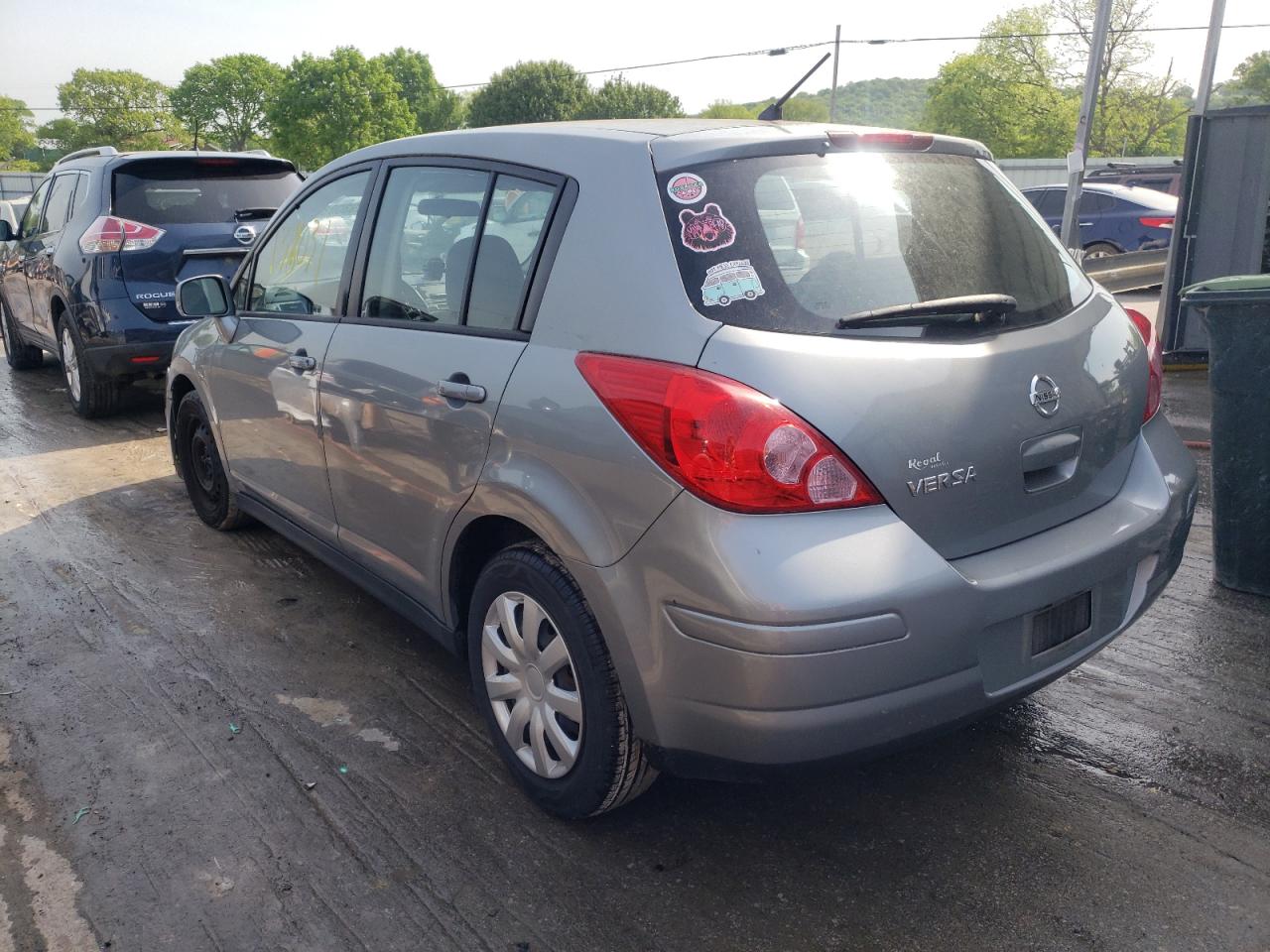 Photo 3 from auction – 2011 NISSAN VERSA S with VIN 3N1BC1CP8BL424808