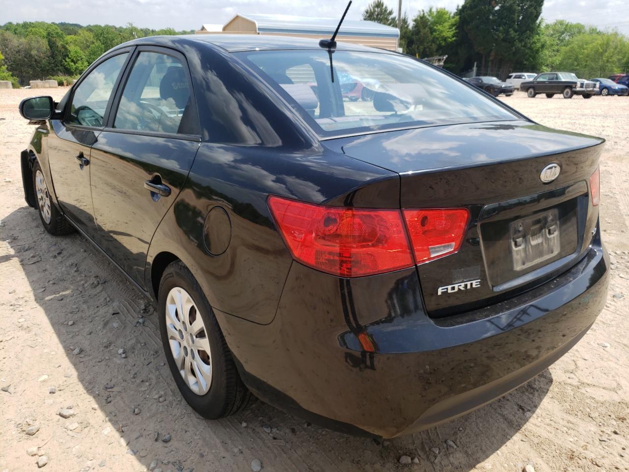 Photo 3 from auction – 2013 KIA FORTE EX with VIN KNAFU4A22D5717995