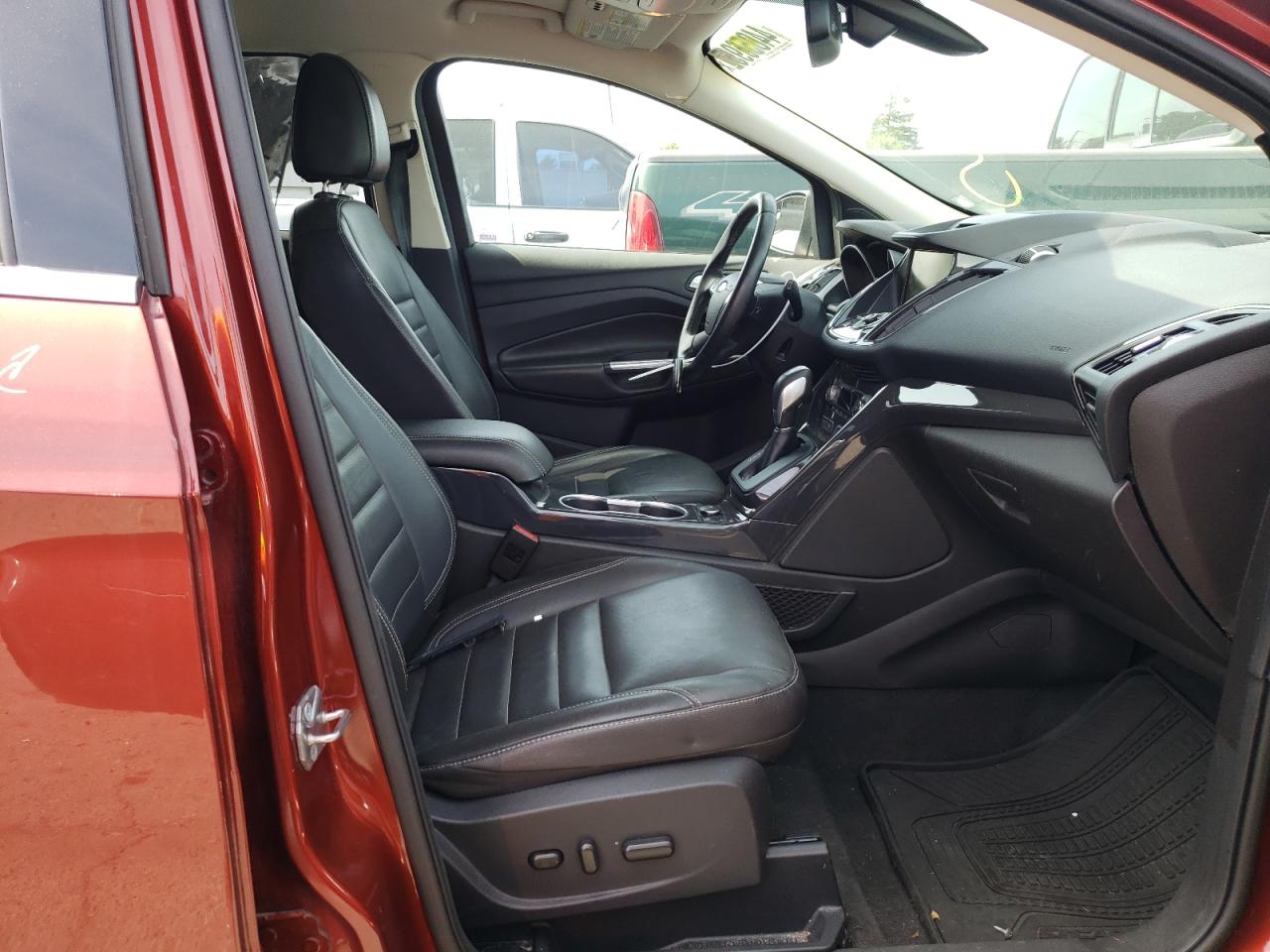 Photo 5 from auction – 2015 FORD ESCAPE TIT with VIN 1FMCU9J96FUC14782