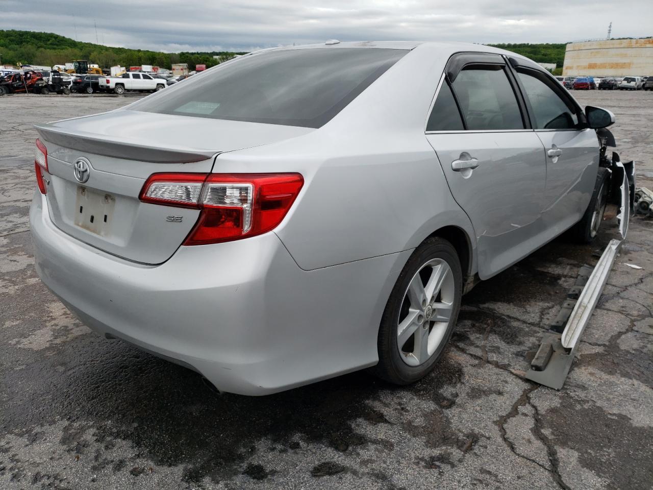 Photo 4 from auction – 2012 TOYOTA CAMRY BASE with VIN 4T1BF1FK8CU502415