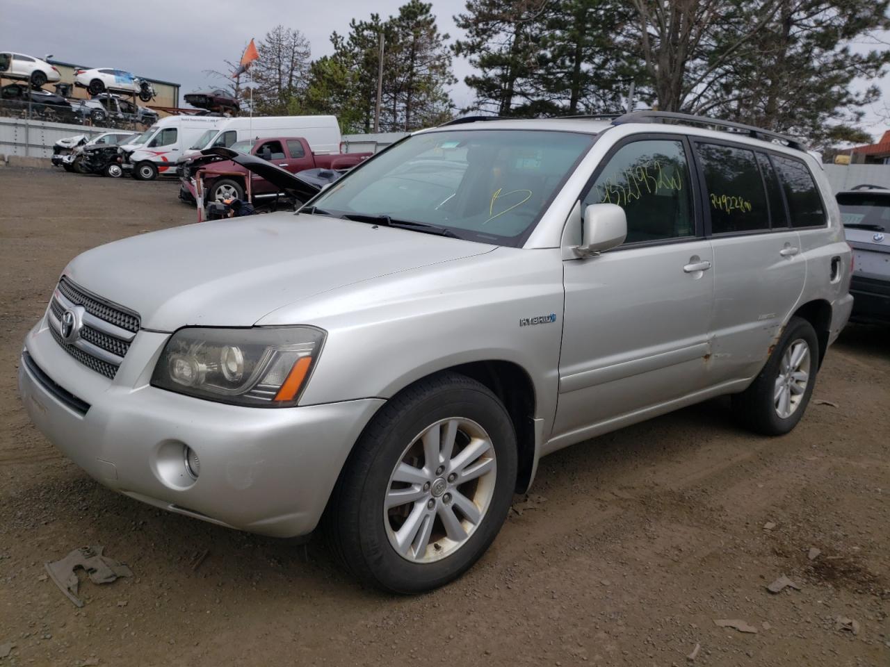 Photo 2 from auction – 2006 TOYOTA HIGHLANDER with VIN JTEEW21A560026931
