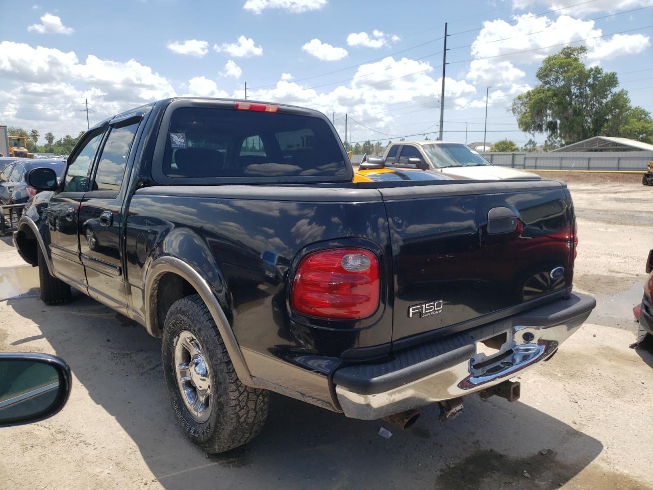 Photo 3 from auction – 2001 FORD F150 SUPER with VIN 1FTRW07L41KA32459
