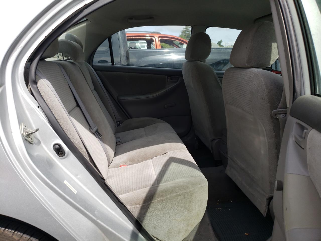 Photo 6 from auction – 2005 TOYOTA COROLLA CE with VIN 1NXBR32E95Z518788