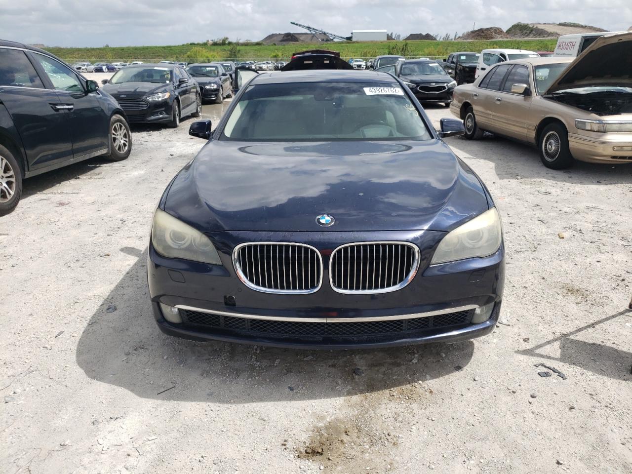 Photo 9 from auction – 2009 BMW 750 LI with VIN WBAKB83539CY60864