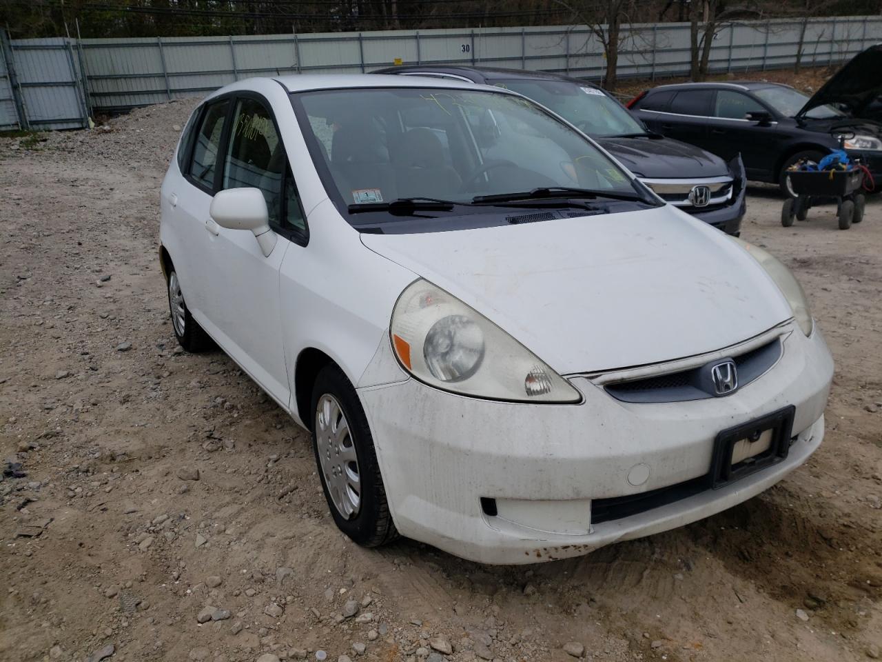 HONDA FIT 2007 with VIN JHMGD38497S027657 - Photo from auction