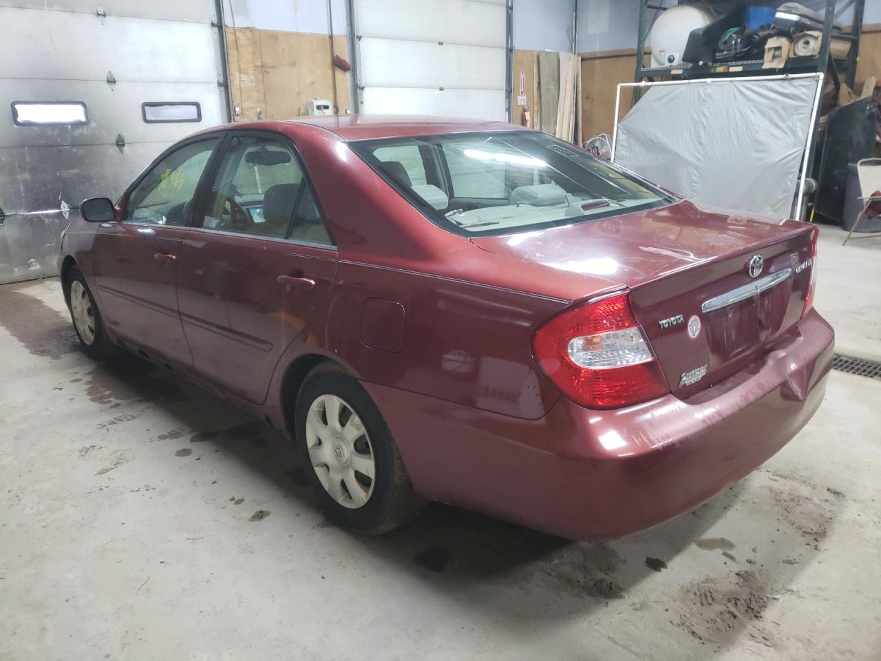 Photo 3 from auction – 2002 TOYOTA CAMRY LE with VIN 4T1BE32K52U002683