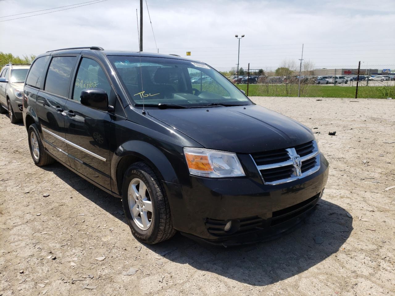 DODGE GRAND CARA 2010 with VIN 2D4RN5D16AR461996 - Photo from auction
