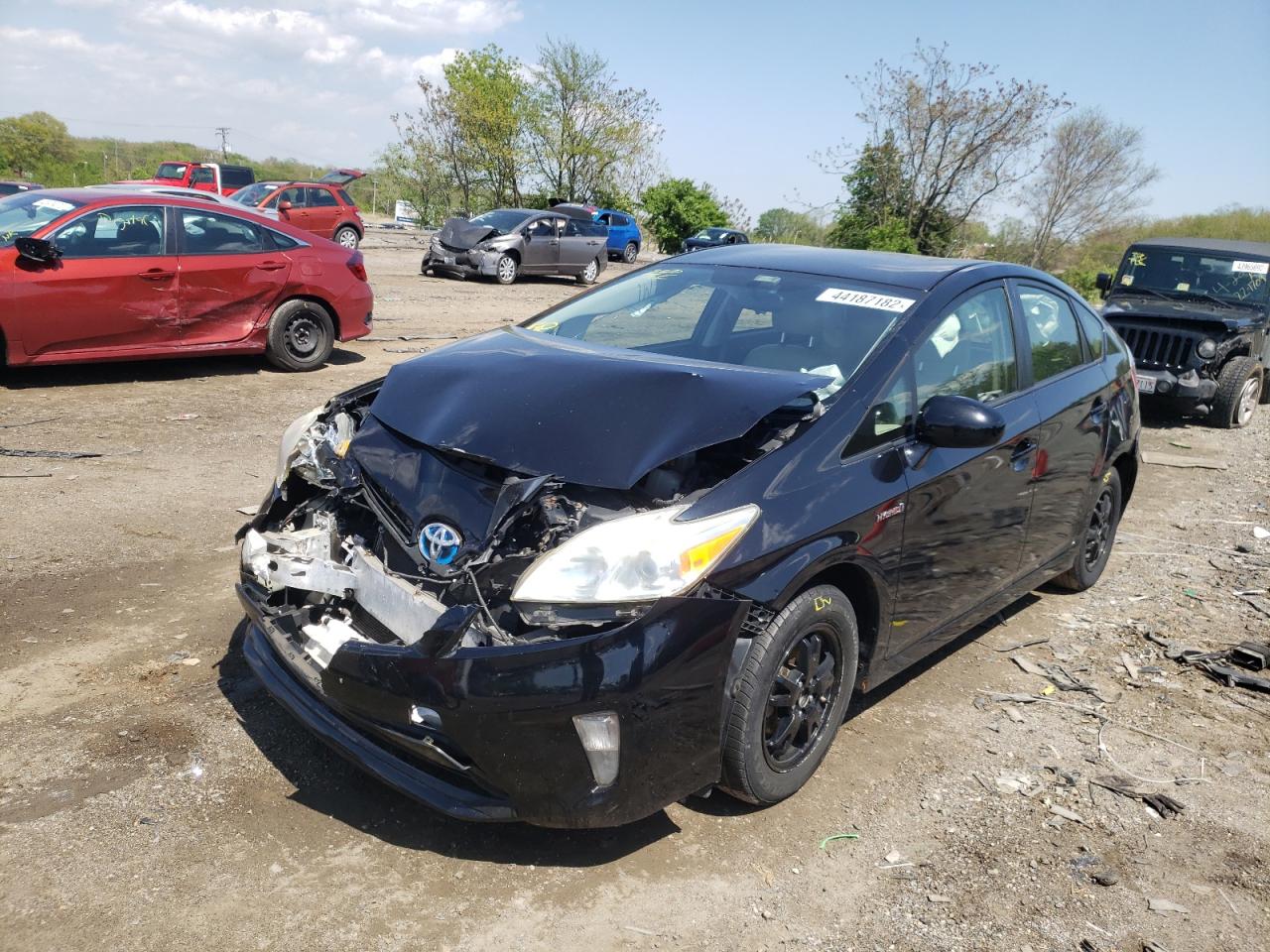 Photo 2 from auction – 2013 TOYOTA PRIUS with VIN JTDKN3DU7D0353382