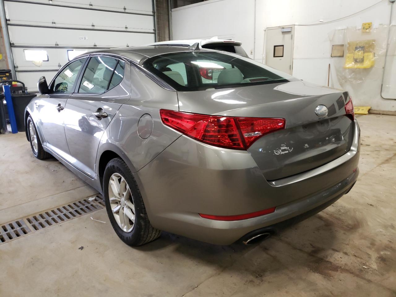 Photo 3 from auction – 2013 KIA OPTIMA LX with VIN 5XXGM4A77DG201517