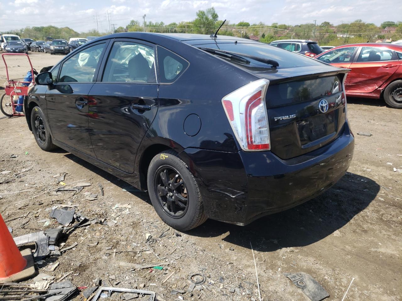 Zdjęcie 3 z aukcji – 2013 TOYOTA PRIUS z VIN JTDKN3DU7D0353382