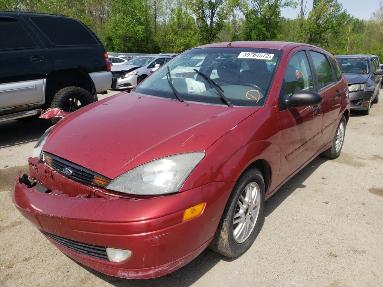 Photo 2 from auction – 2003 FORD FOCUS ZX5 with VIN 3FAFP37333R138360