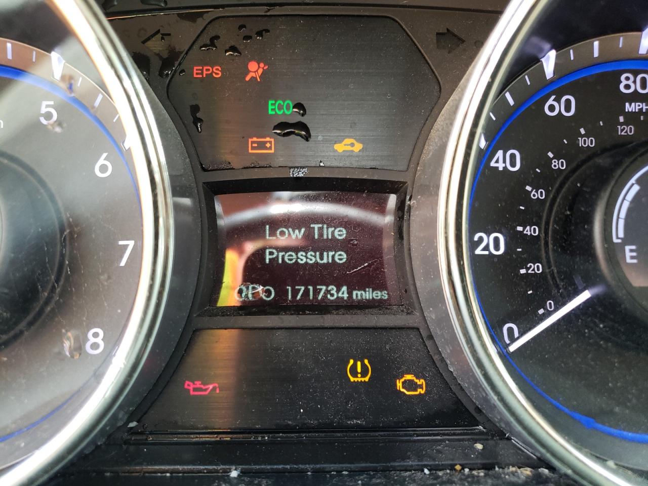 Photo 8 from auction – 2012 HYUNDAI SONATA SE with VIN 5NPEC4AC8CH359116