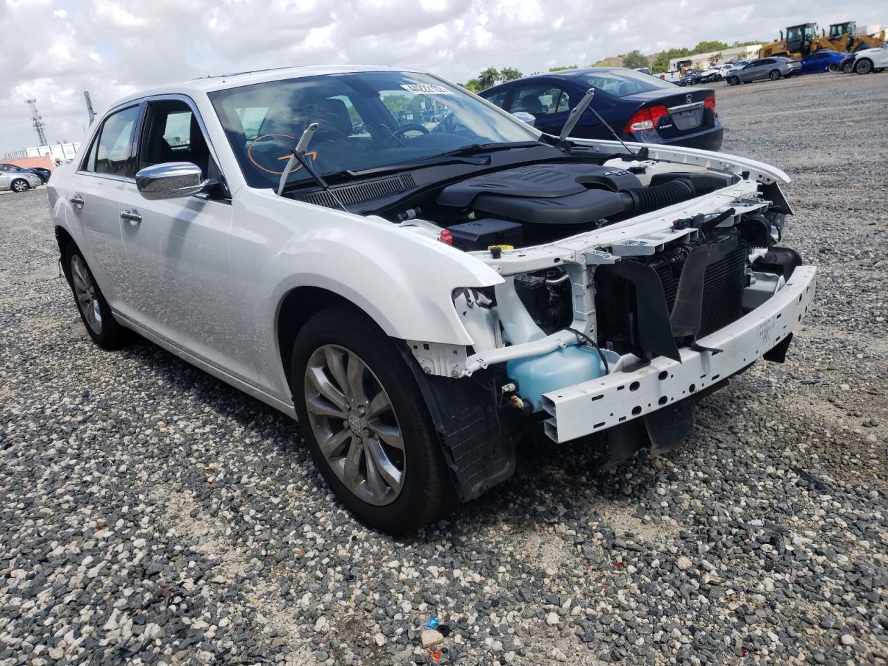 CHRYSLER 300 LIMITE 2020 with VIN 2C3CCAKG7LH124551 - Photo from auction