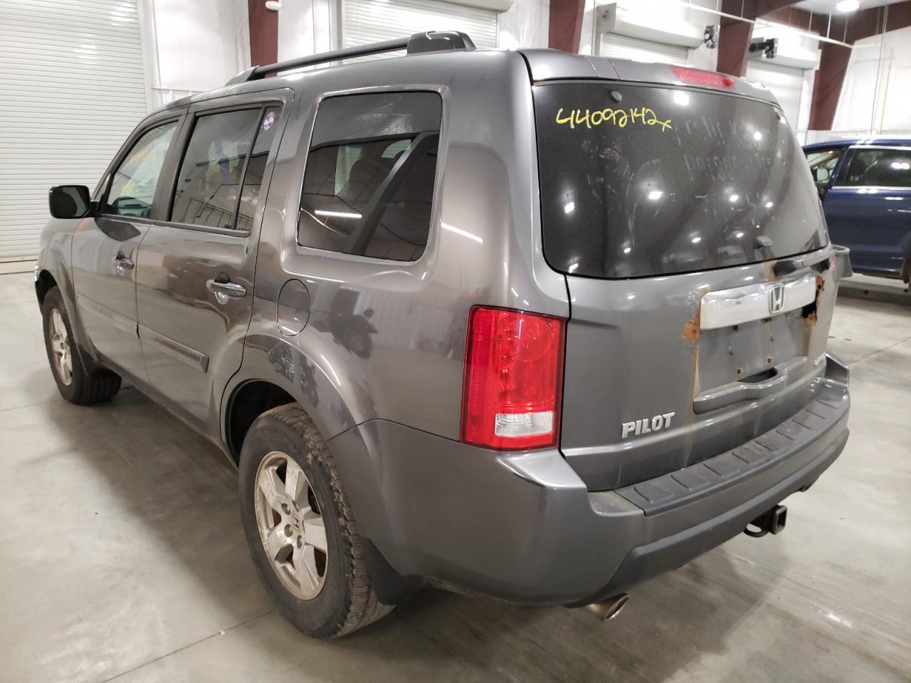 Photo 3 from auction – 2011 HONDA PILOT EXL with VIN 5FNYF4H52BB042859