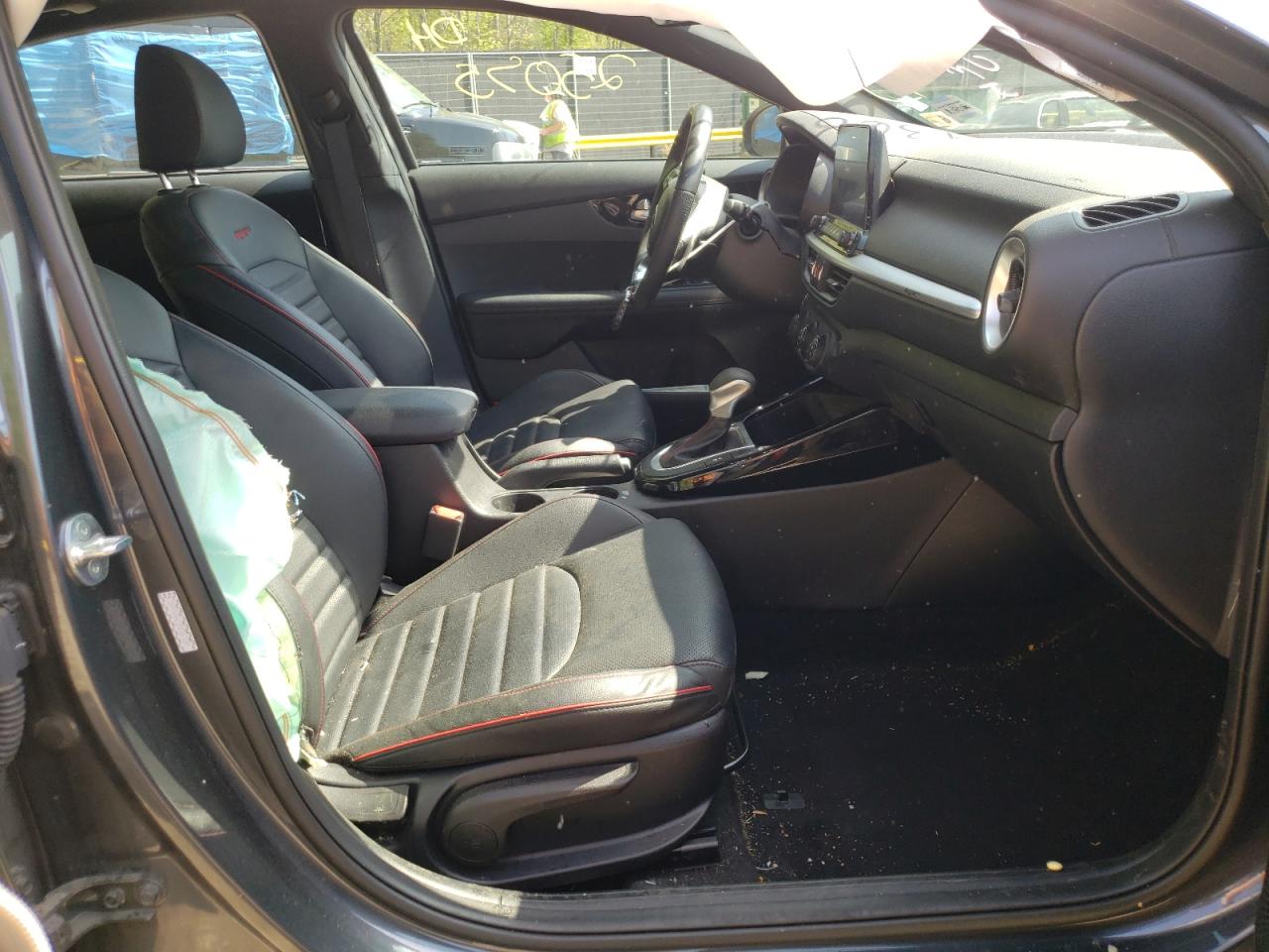 Photo 5 from auction – 2021 KIA FORTE GT with VIN 3KPF44AC1ME367288